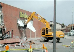 The theater's 12-screen sign comes down. - , Utah