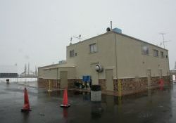 The building for the snack bar and projection equipment. - , Utah